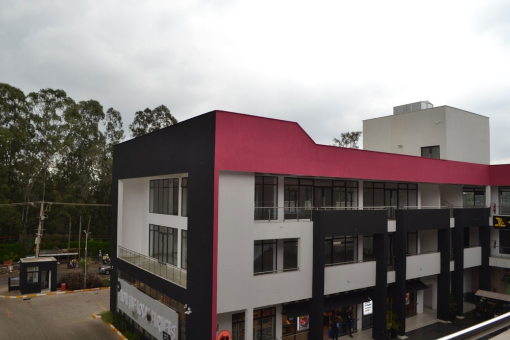 Commercial office to rent in Karen, Kenya - 3KE1641442 Commercial office to rent in Karen, Kenya - 3KE1641442