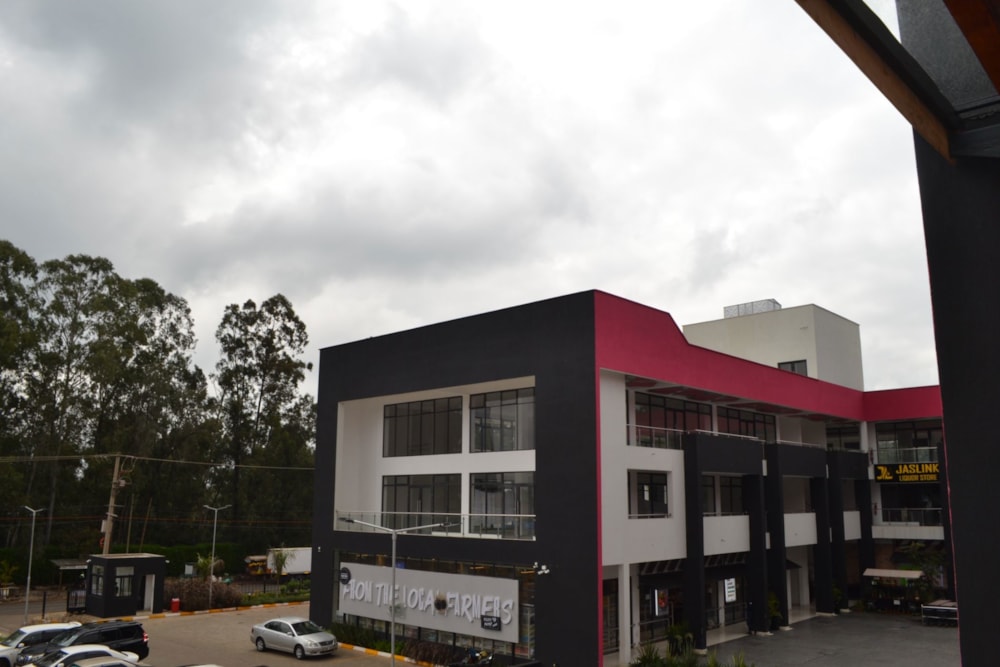 Commercial office to rent in Karen, Kenya - 3KE1641444 Commercial office to rent in Karen, Kenya - 3KE1641444