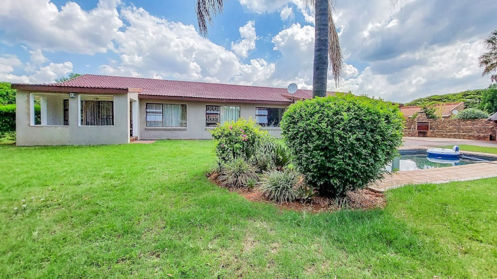 House for sale in Mooinooi - 1HR1711293