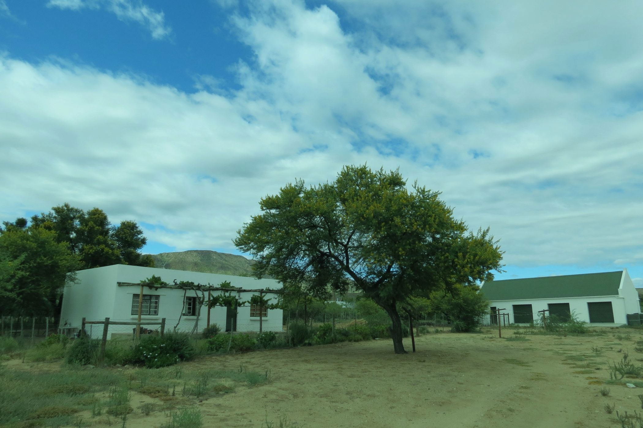 House sold in Prince Albert - 1KK1642214