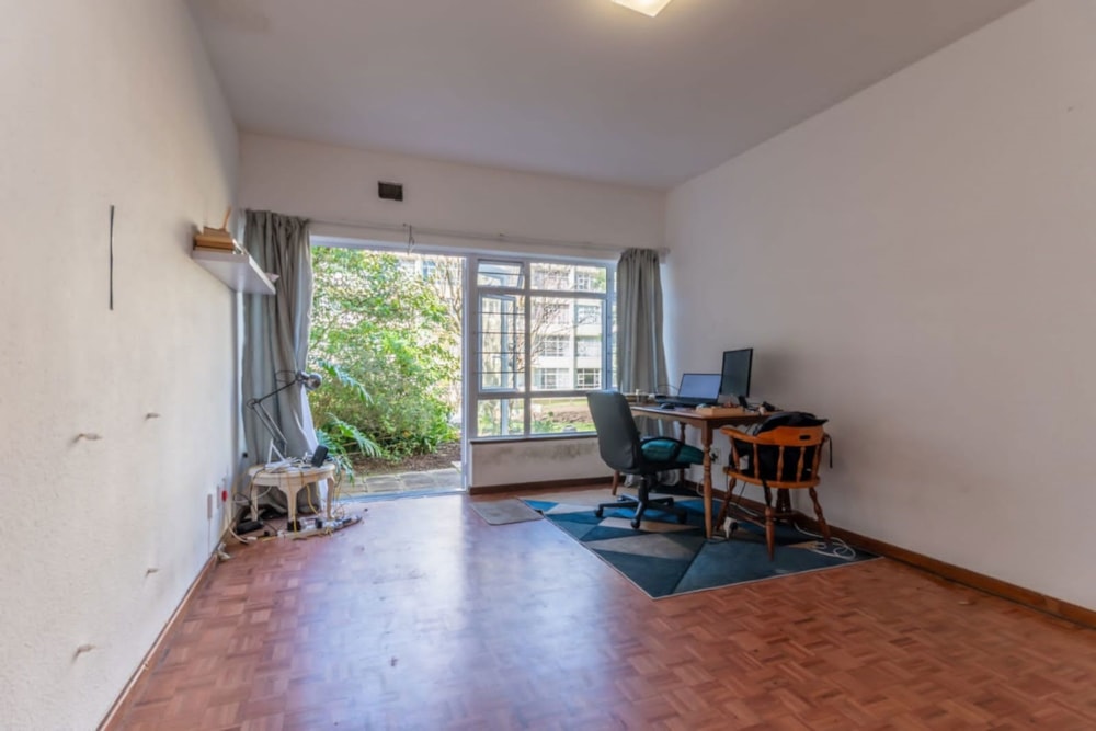 Bachelor apartment let in Rondebosch - RBL1702222