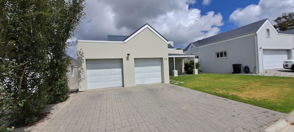 House for sale in Silwerstrand Golf and River Estate - MG1700631 House for sale in Silwerstrand Golf and River Estate - MG1700631