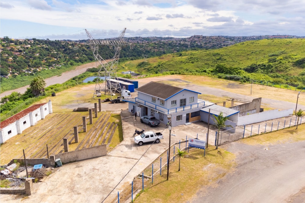 Commercial industrial property for sale in Chatsworth, KwaZulu-Natal - 1PU1642685 Commercial industrial property for sale in Chatsworth, KwaZulu-Natal - 1PU1642685