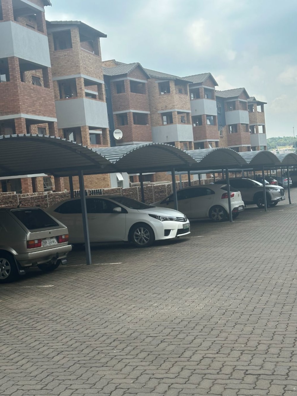 Bachelor apartment for sale in Heuweloord - CN1642804