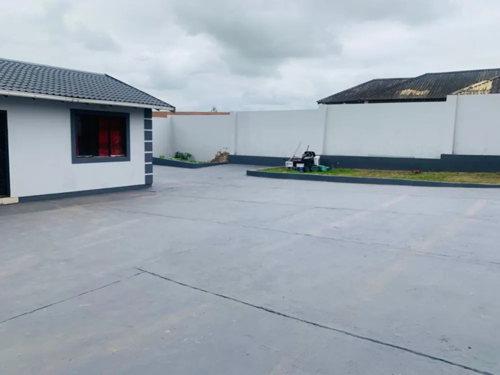 House let in Mthatha Central - 1MH1721262