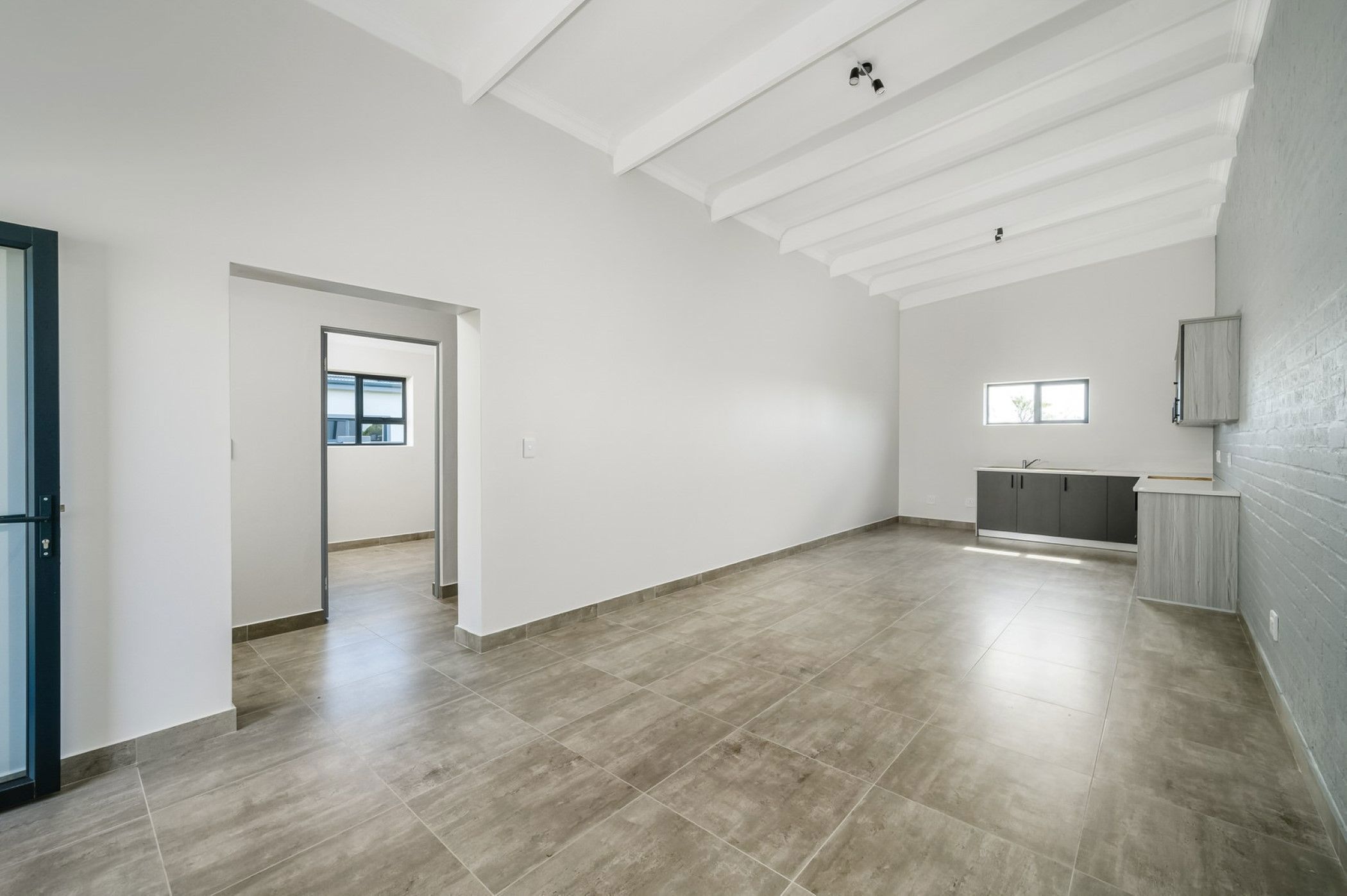 House for sale in Parsons Vlei - 1PLZ1642959