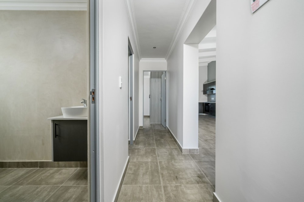 Double-storey house for sale in Parsons Vlei - 1PLZ1642961 Double-storey house for sale in Parsons Vlei - 1PLZ1642961