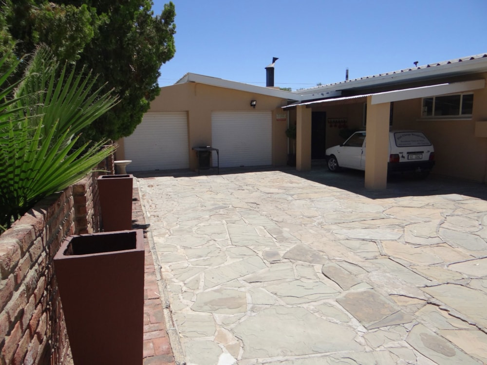 House sold in Hospital Hill, Beaufort West - 1KK1643189 House sold in Hospital Hill, Beaufort West - 1KK1643189