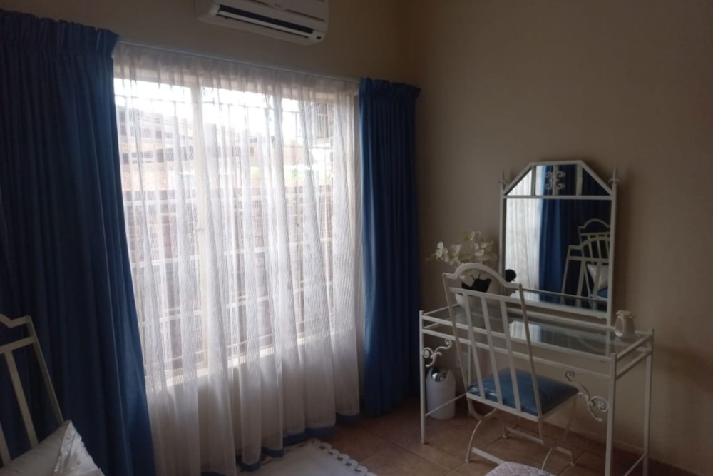 House for sale in Schweizer-Reneke - 1KJ1643323 House for sale in Schweizer-Reneke - 1KJ1643323