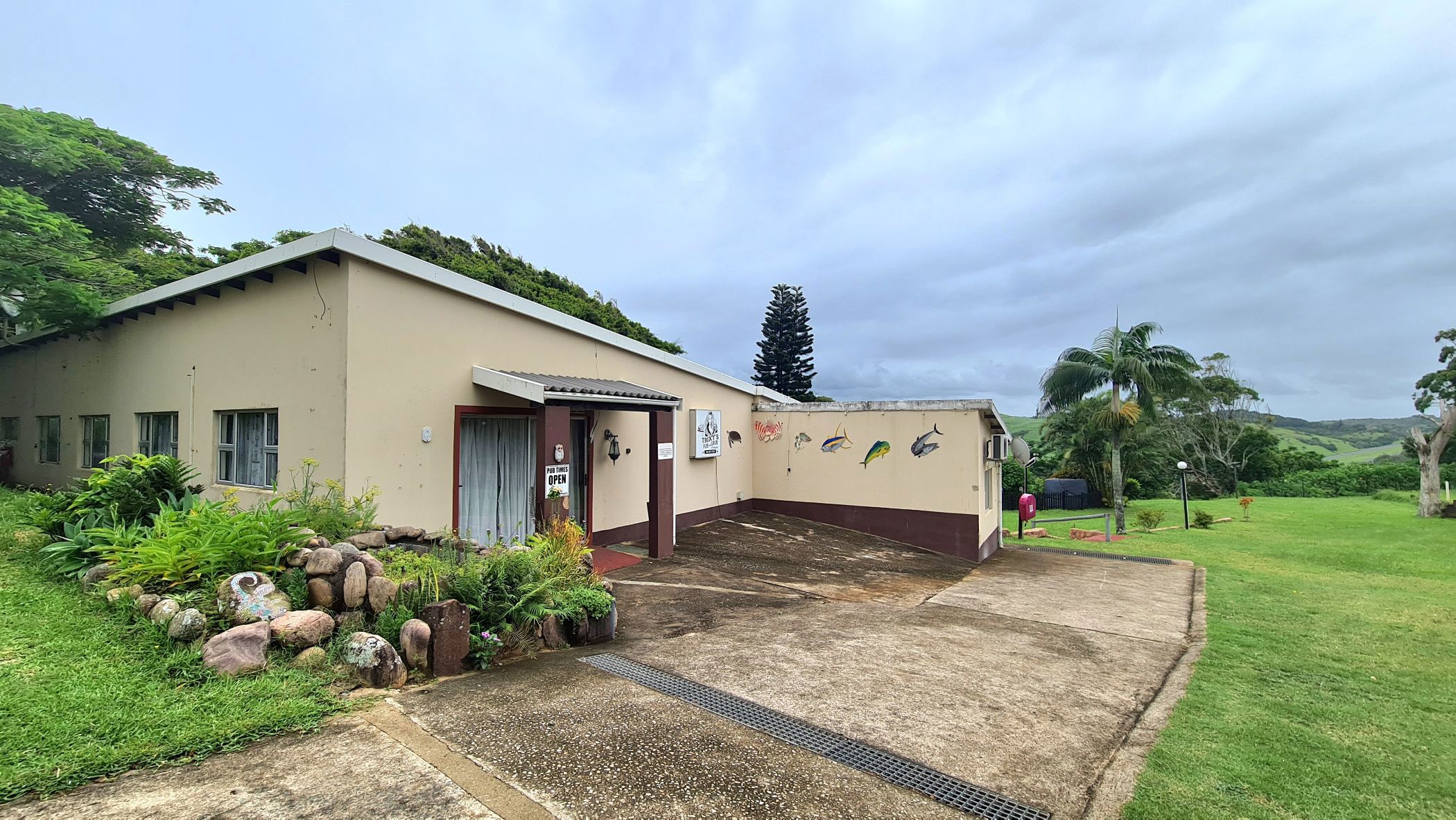 Commercial restaurant for sale in Mtwalume - 1PX1643673