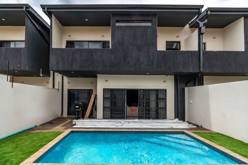 Townhouse for sale in Avondale, Zimbabwe - 3ZB1643719