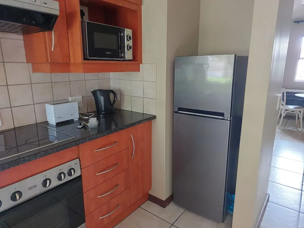 Bachelor apartment to rent in Hatfield - PTL1643784 Bachelor apartment to rent in Hatfield - PTL1643784