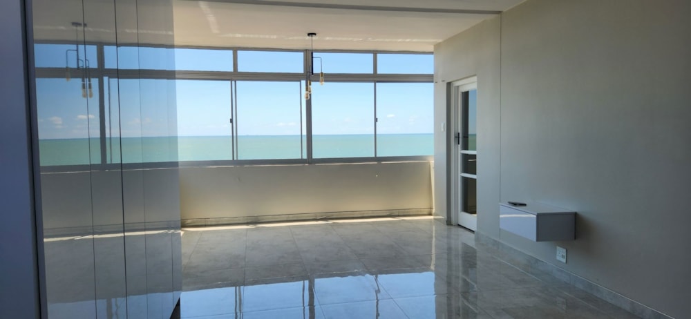 Apartment for sale in North Beach Durban - 1DA1643965 Apartment for sale in North Beach Durban - 1DA1643965