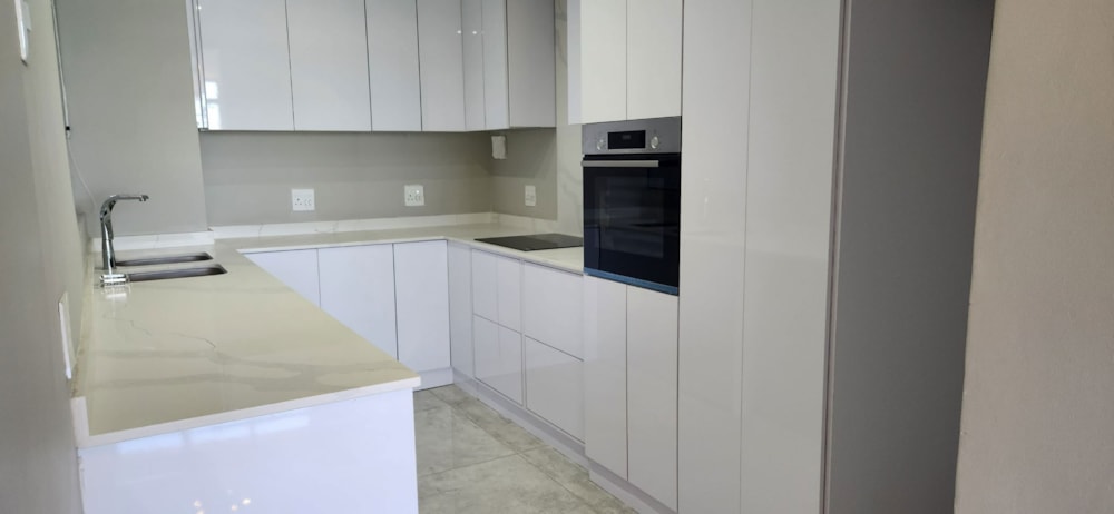 Apartment for sale in North Beach Durban - 1DA1643965 Apartment for sale in North Beach Durban - 1DA1643965