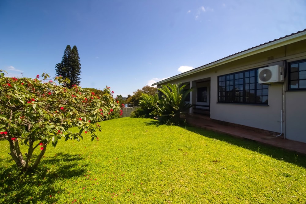 House for sale in Port Edward - 1PD1644077