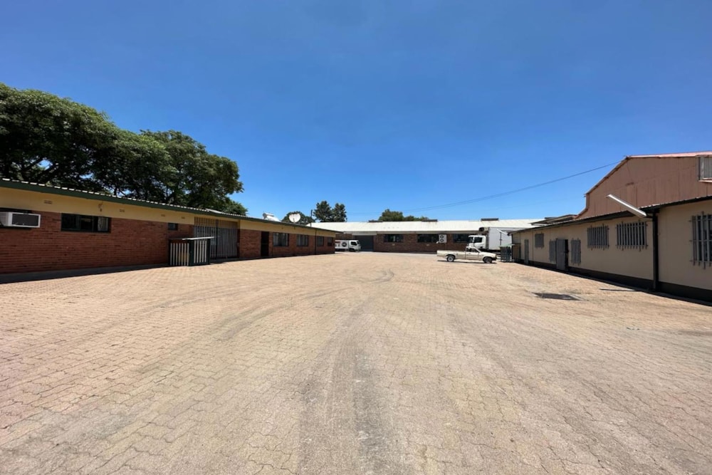 Commercial Building for sale in Bulawayo, Zimbabwe - 3ZB1644134