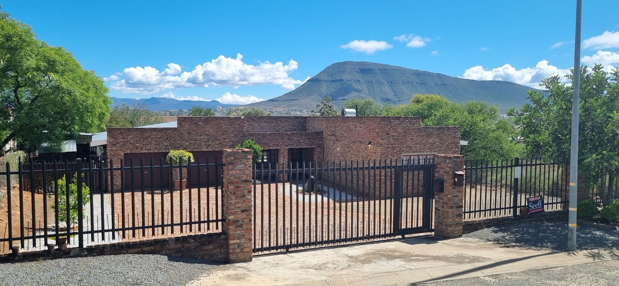House for sale in Graaff-Reinet - 1KK1644217