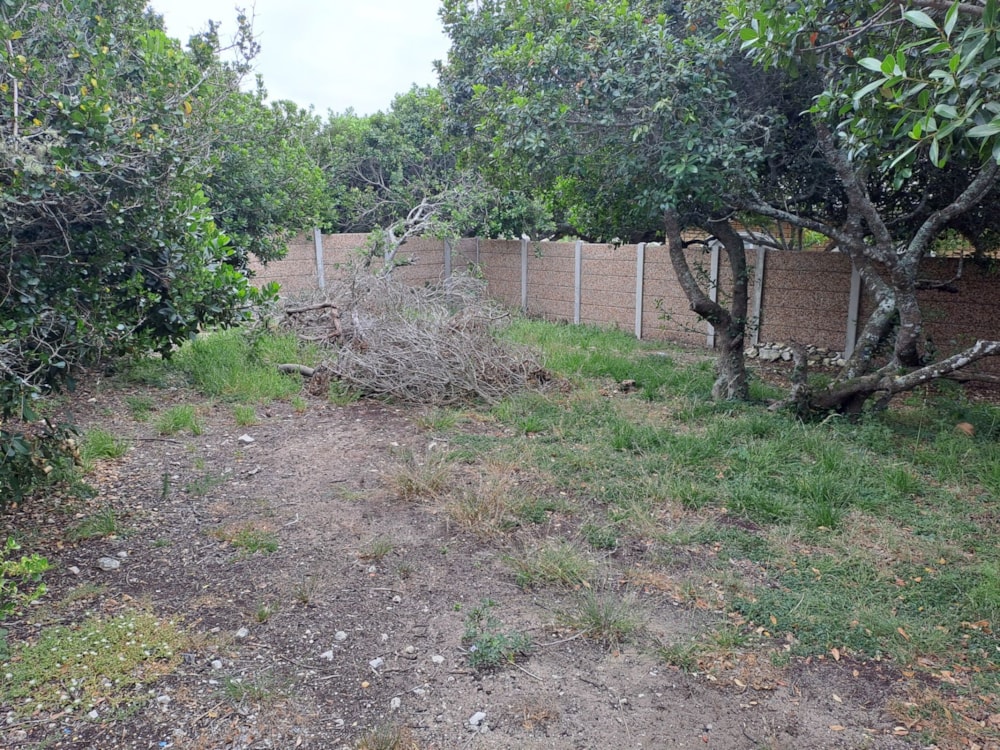 Vacant land for sale in Stilbaai West - 1SR1644576 Vacant land for sale in Stilbaai West - 1SR1644576