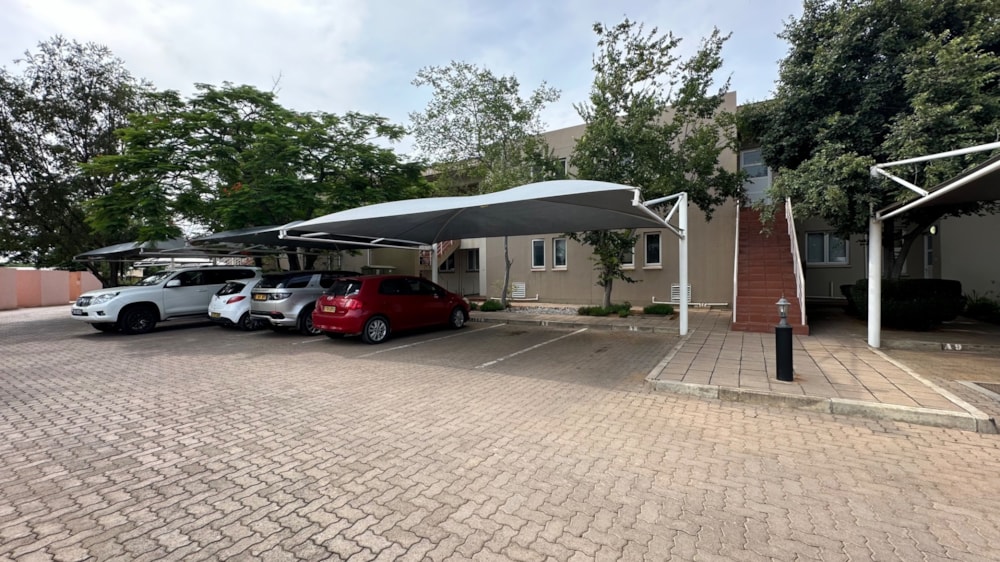 Apartment to rent in Extension 11, Botswana - 3BO1644748