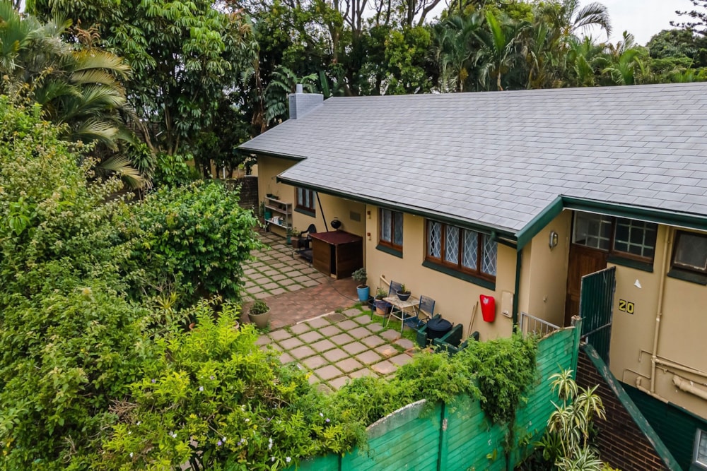 Townhouse for sale in Amanzimtoti - 1WB1629302 Townhouse for sale in Amanzimtoti - 1WB1629302