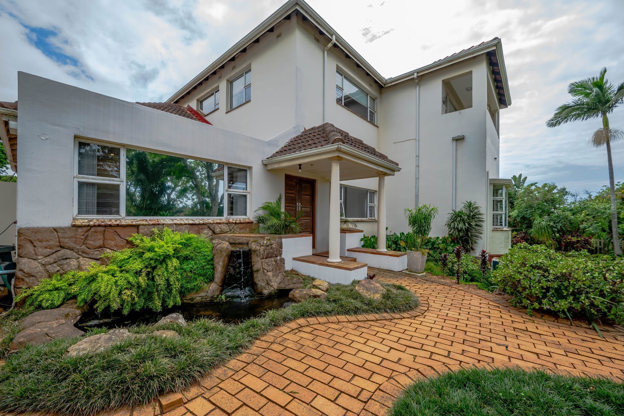 Double-storey house sold in Durban North - 1ND1636946