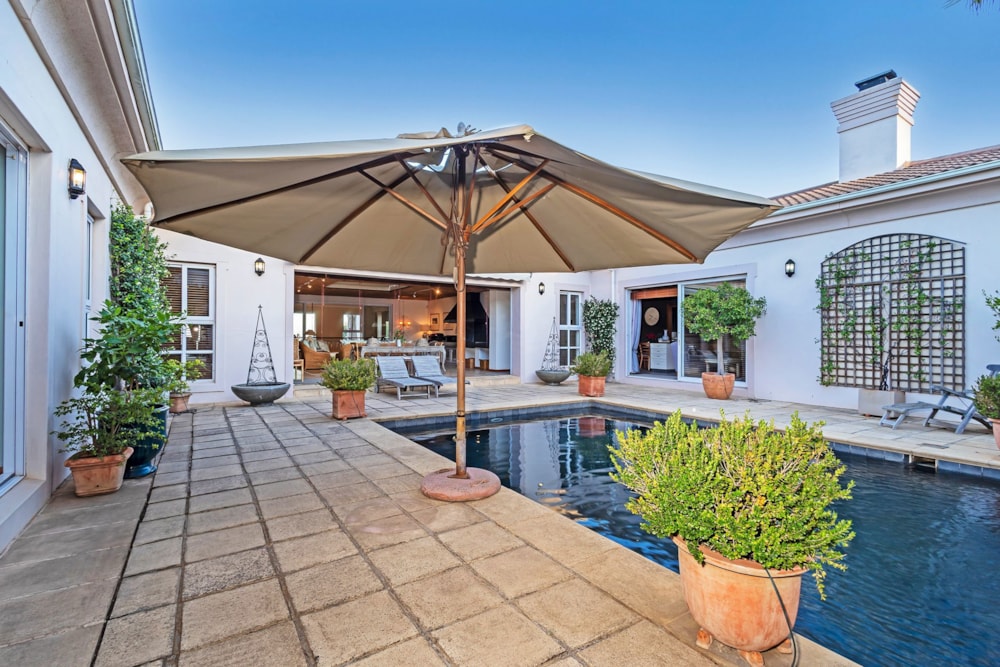 Double-storey house for sale in Aurora, Durbanville - DBV1602565