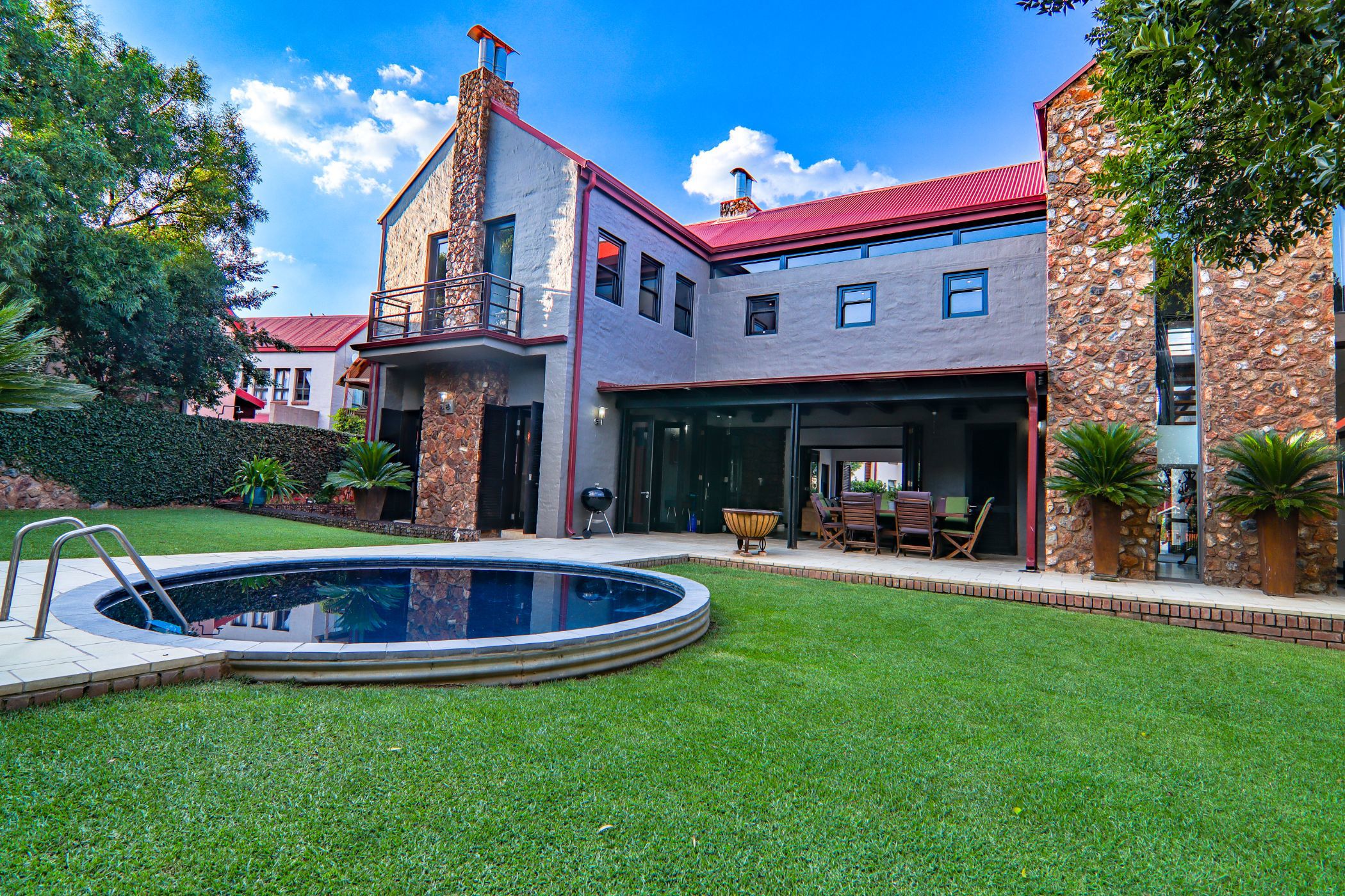 Security estate home for sale in Southdowns Estate - CN1575652