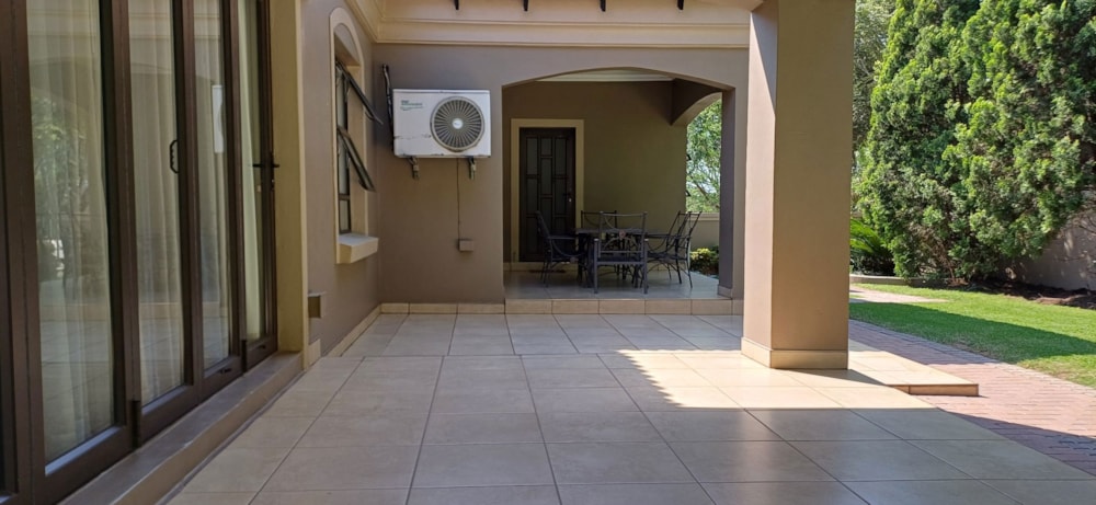 House sold in Blue Valley Golf Estate - CN1731812