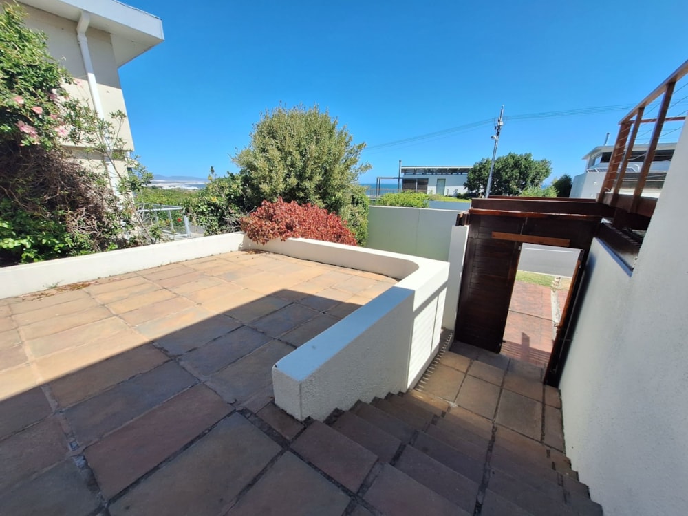 House let in Voelklip - ONL1644242 House let in Voelklip - ONL1644242