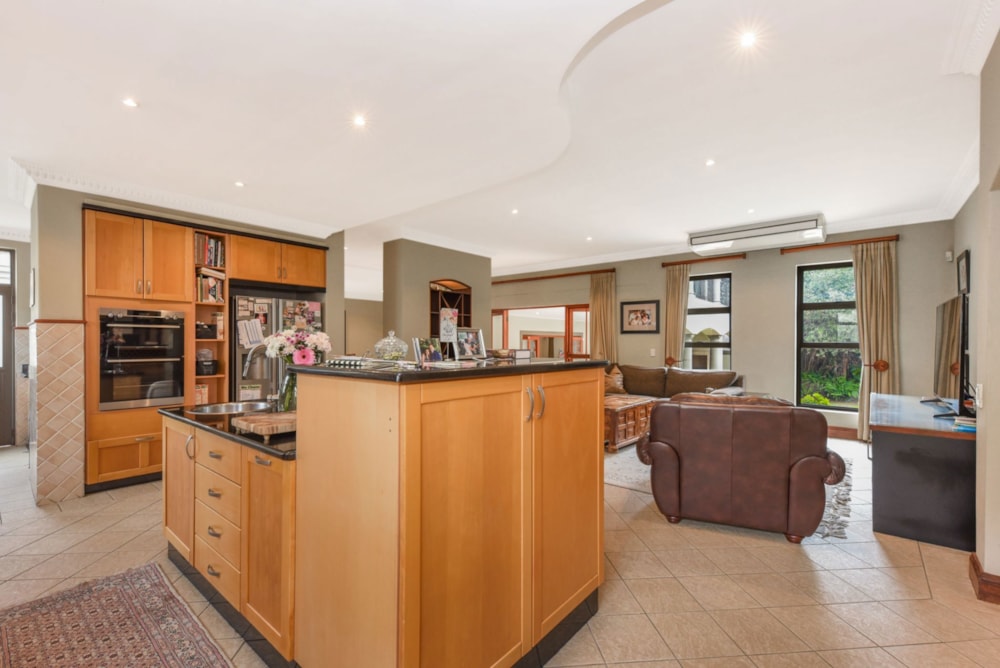 Double-storey house to rent in Dainfern Golf Estate - FYL1706378