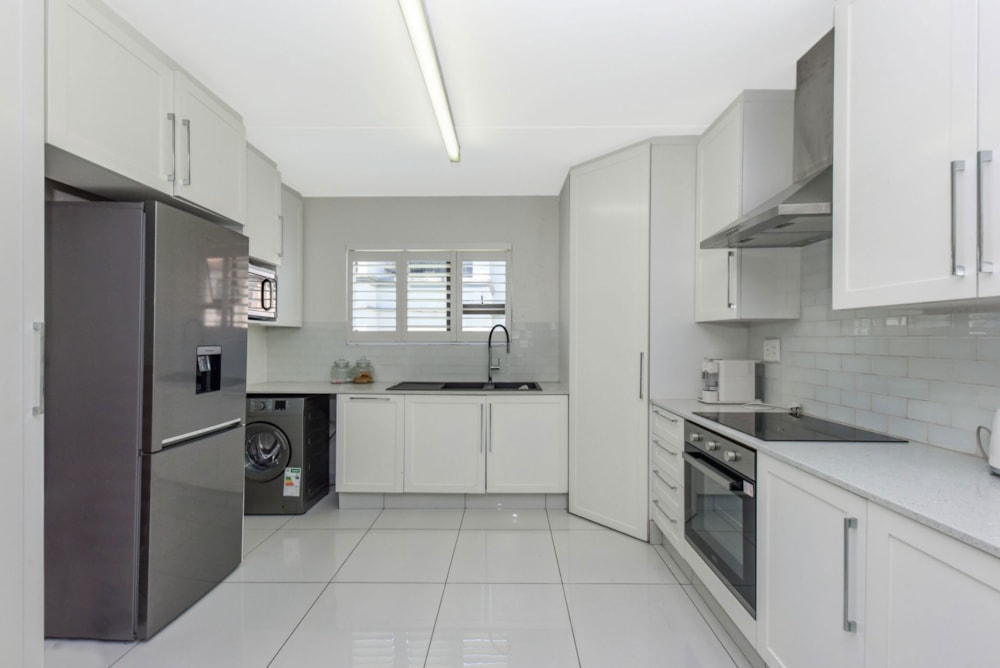 Apartment for sale in Sunninghill - FW1714900 Apartment for sale in Sunninghill - FW1714900