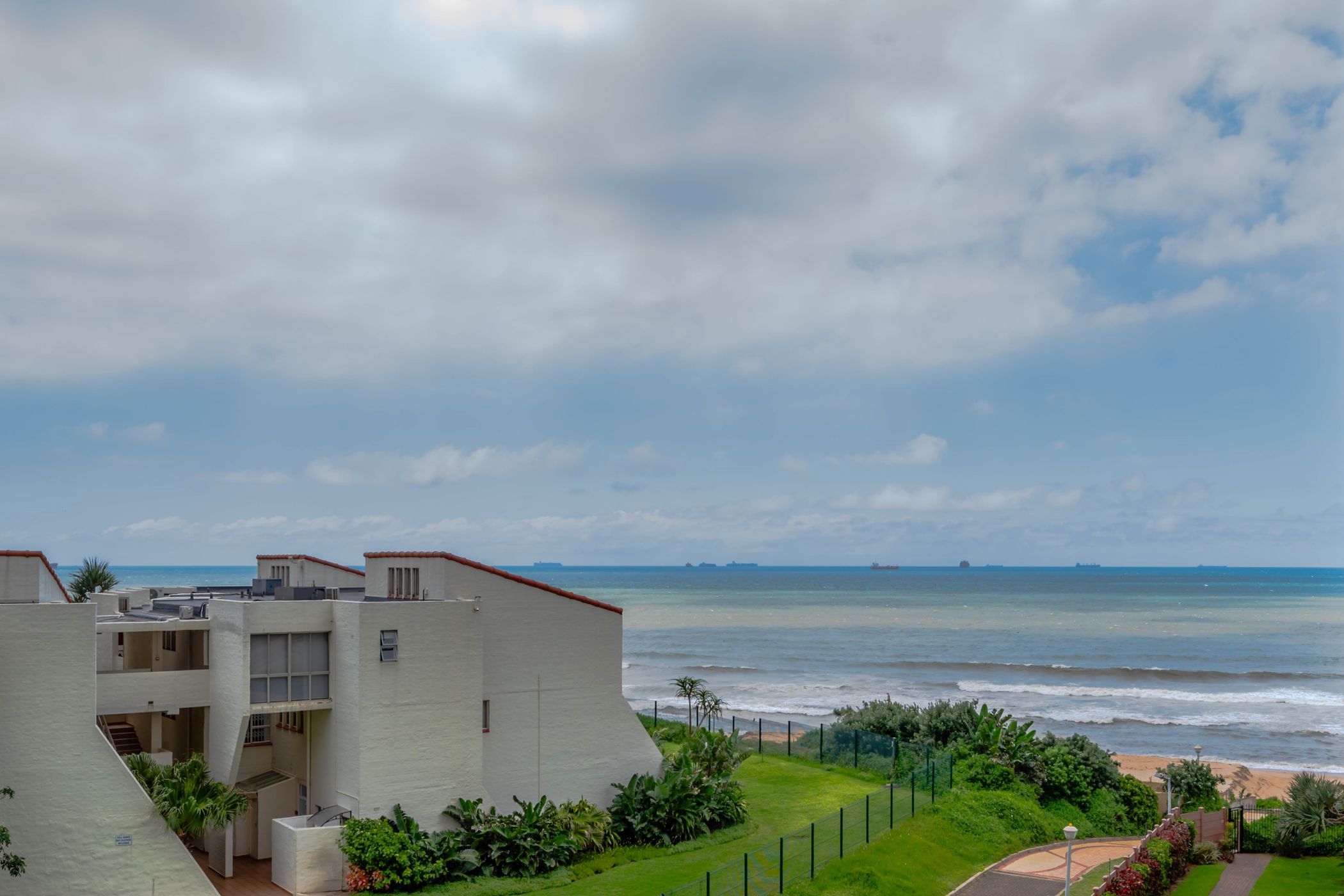 Apartment for sale in uMhlanga Rocks - 1ND1642205