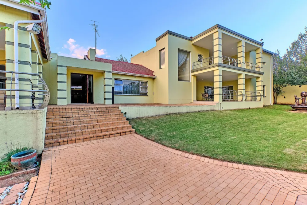 House sold in Bryanston - HP1700143 House sold in Bryanston - HP1700143