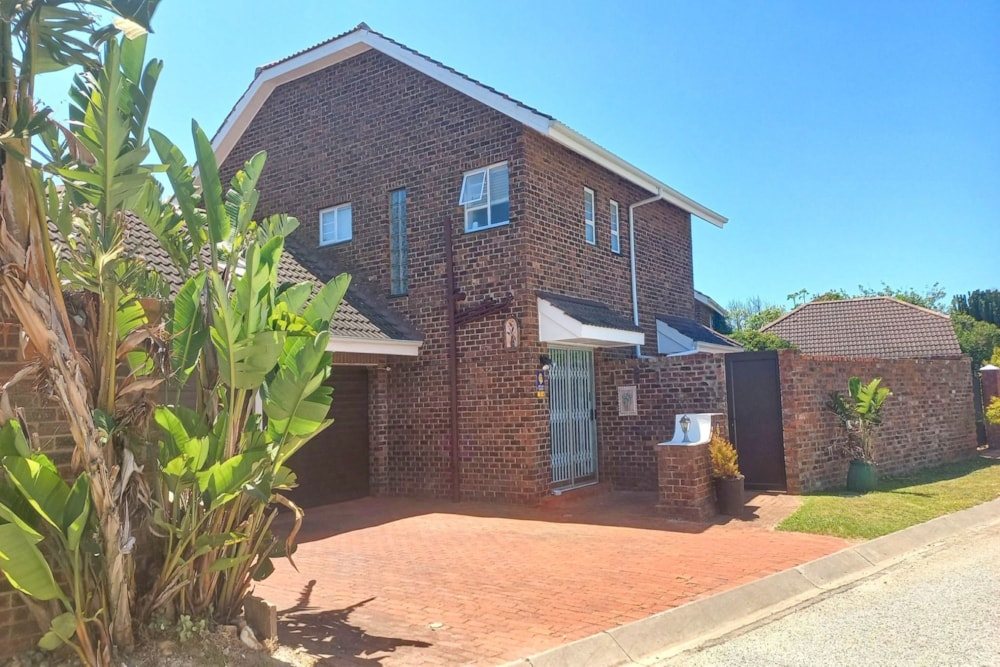 Townhouse let in Summerstrand - 1PLZ1691520 Townhouse let in Summerstrand - 1PLZ1691520