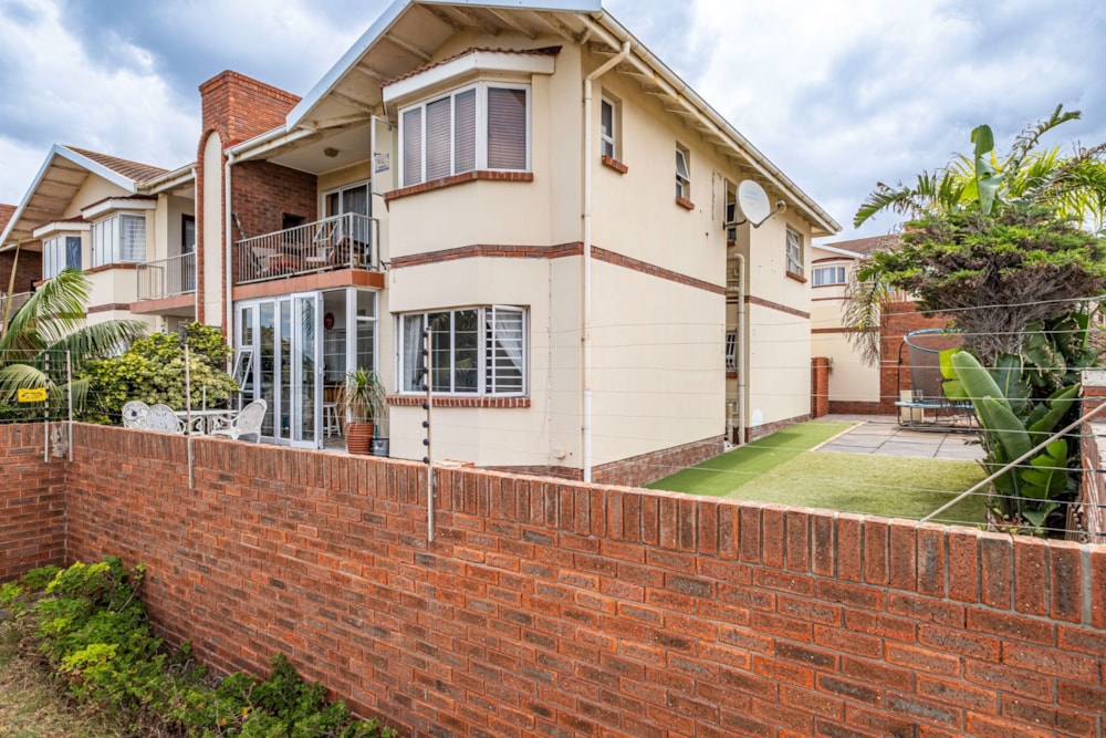 Apartment sold in Bluewater Bay, Port Elizabeth, Gqeberha - 1PLZ1648775 Apartment sold in Bluewater Bay, Port Elizabeth, Gqeberha - 1PLZ1648775