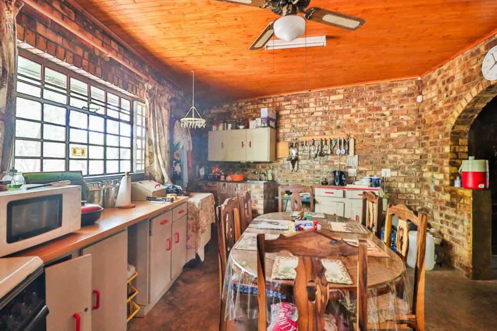 House for sale in Marloth Park - 1NK1647088 House for sale in Marloth Park - 1NK1647088