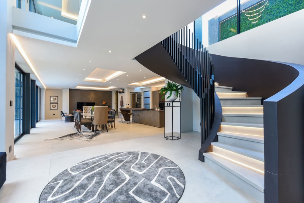 Cluster for sale in Bryanston - HP1704493 Cluster for sale in Bryanston - HP1704493