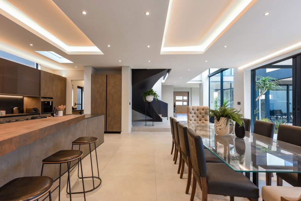 Cluster for sale in Bryanston - HP1704493 Cluster for sale in Bryanston - HP1704493