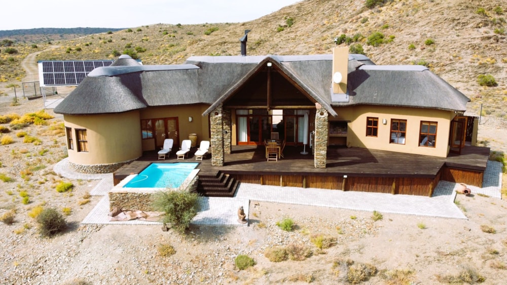 Security estate home for sale in Oudtshoorn Rural - 1OU1646338