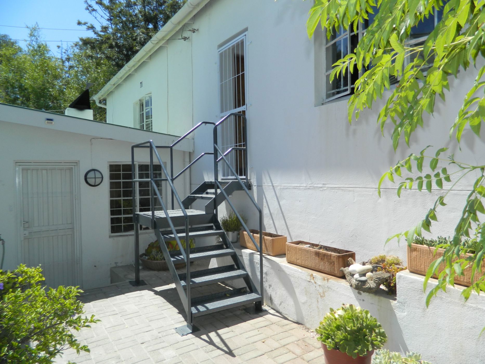 Bachelor apartment to rent in Springbok - 1NA1717079