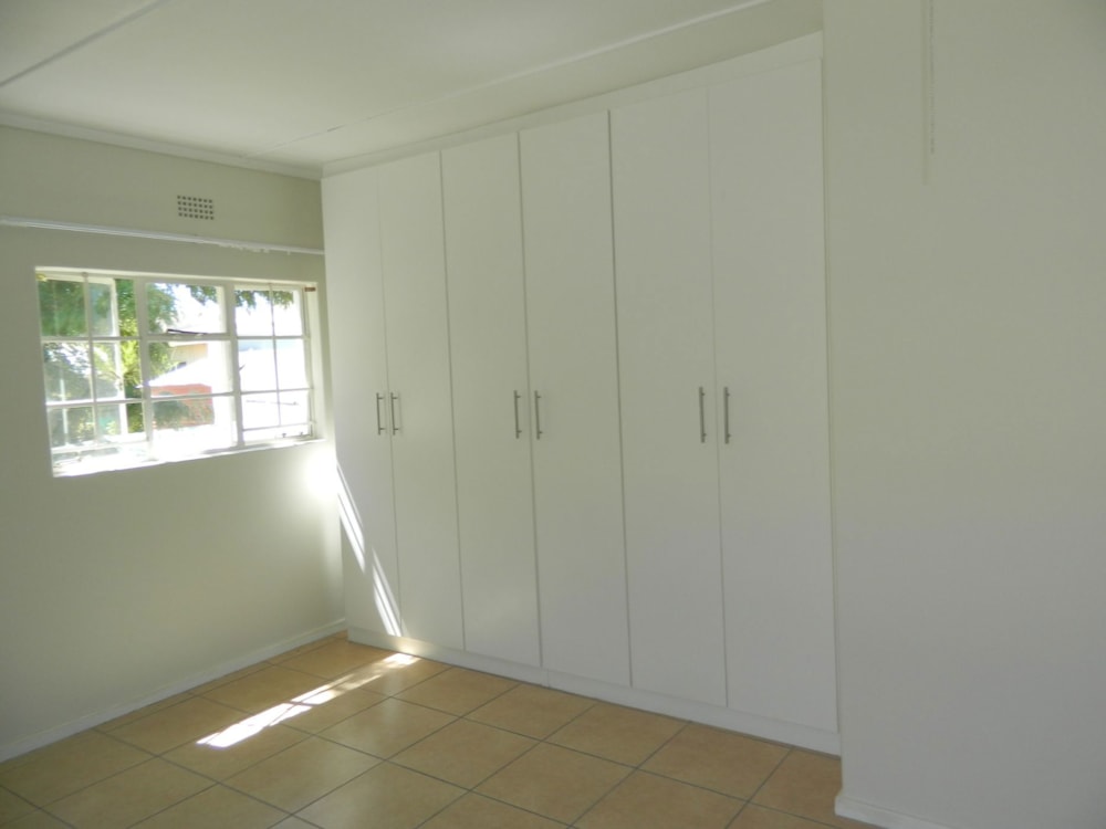 Bachelor apartment to rent in Springbok - 1NA1717079 Bachelor apartment to rent in Springbok - 1NA1717079