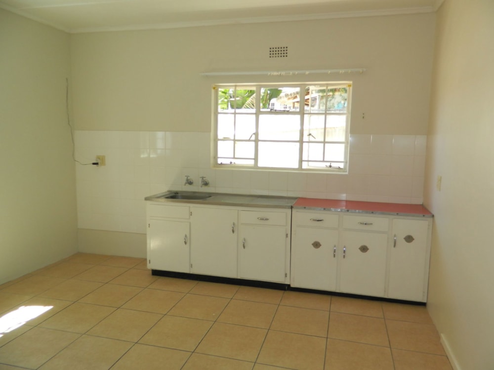 Bachelor apartment to rent in Springbok - 1NA1717079 Bachelor apartment to rent in Springbok - 1NA1717079