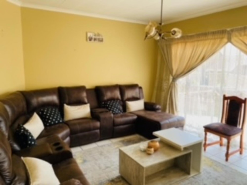 Townhouse for sale in Birchleigh North - KTP1645584