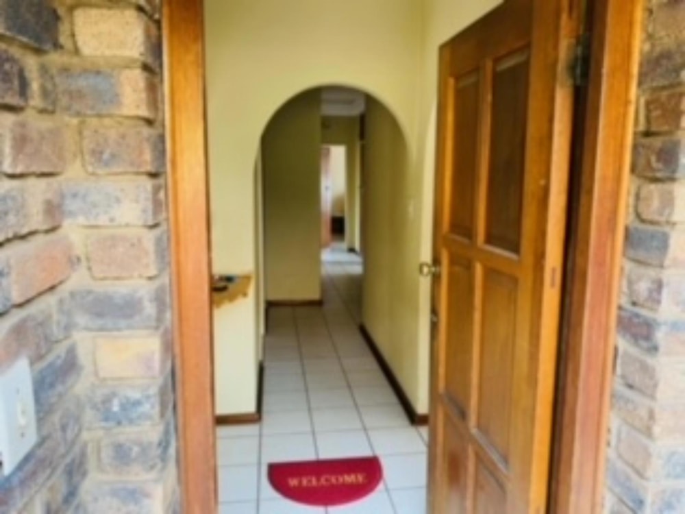 Townhouse for sale in Birchleigh North - KTP1645584