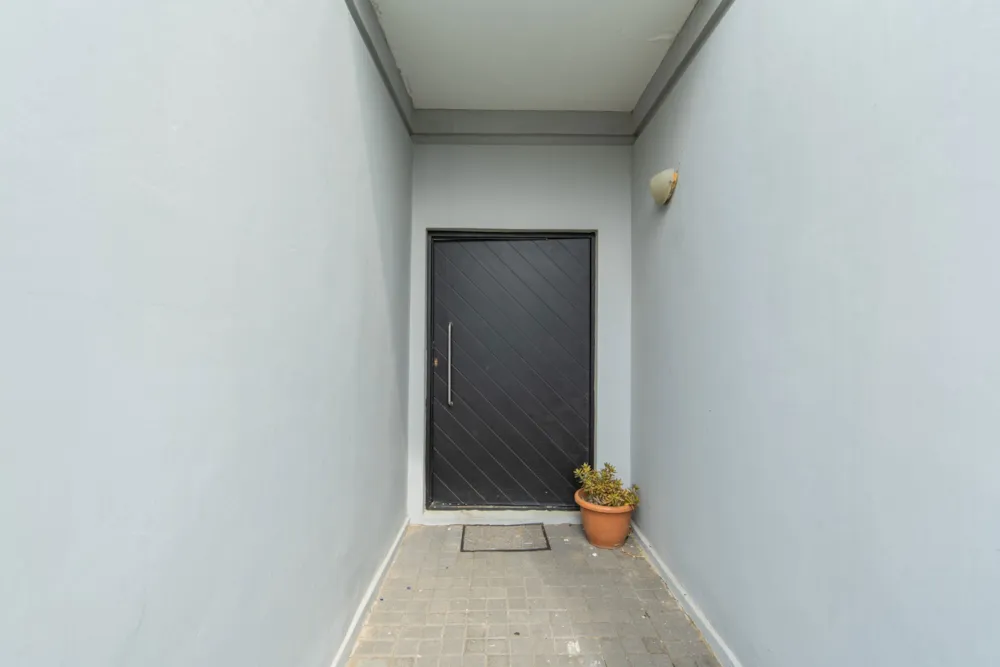 Double-storey house for sale in Strelitzia Park - 1UK1648382 Double-storey house for sale in Strelitzia Park - 1UK1648382