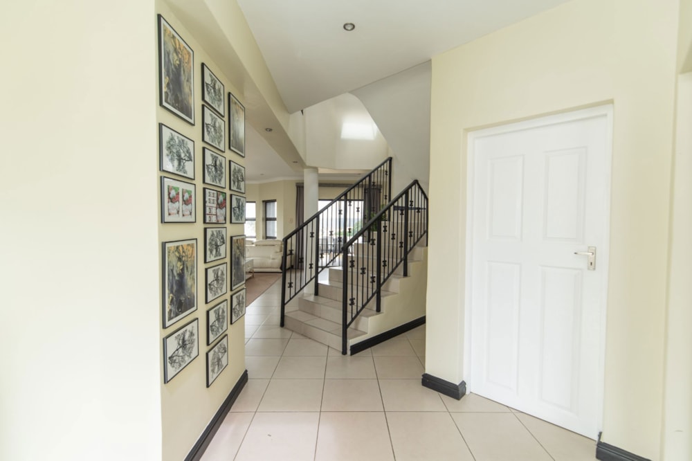Double-storey house for sale in Strelitzia Park - 1UK1648382