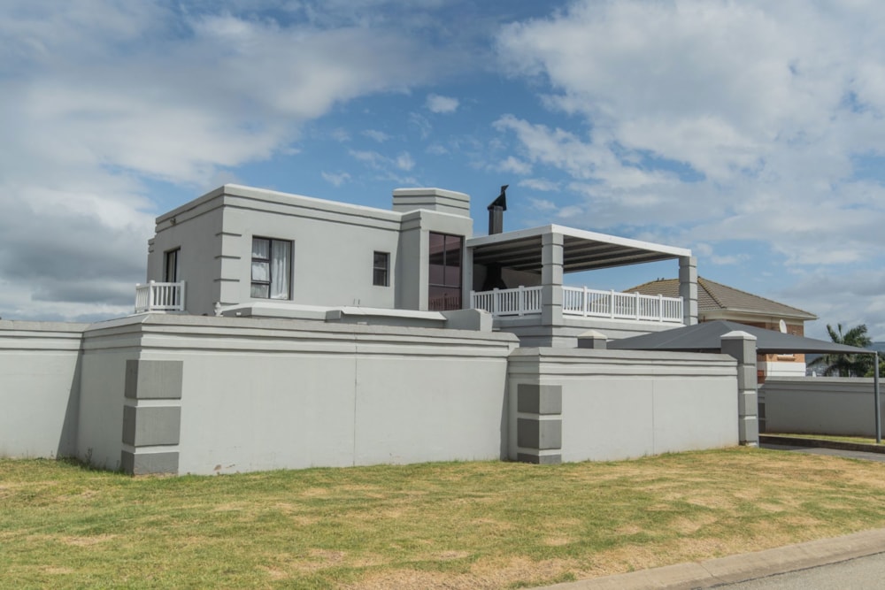 Double-storey house for sale in Strelitzia Park - 1UK1648382