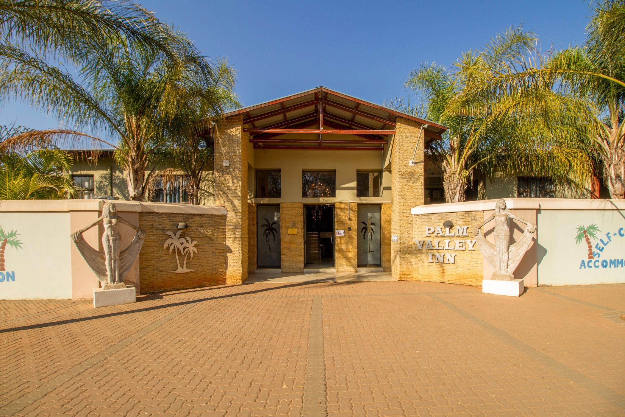 Security complex home for sale in Schoemansville - 1HR1514388