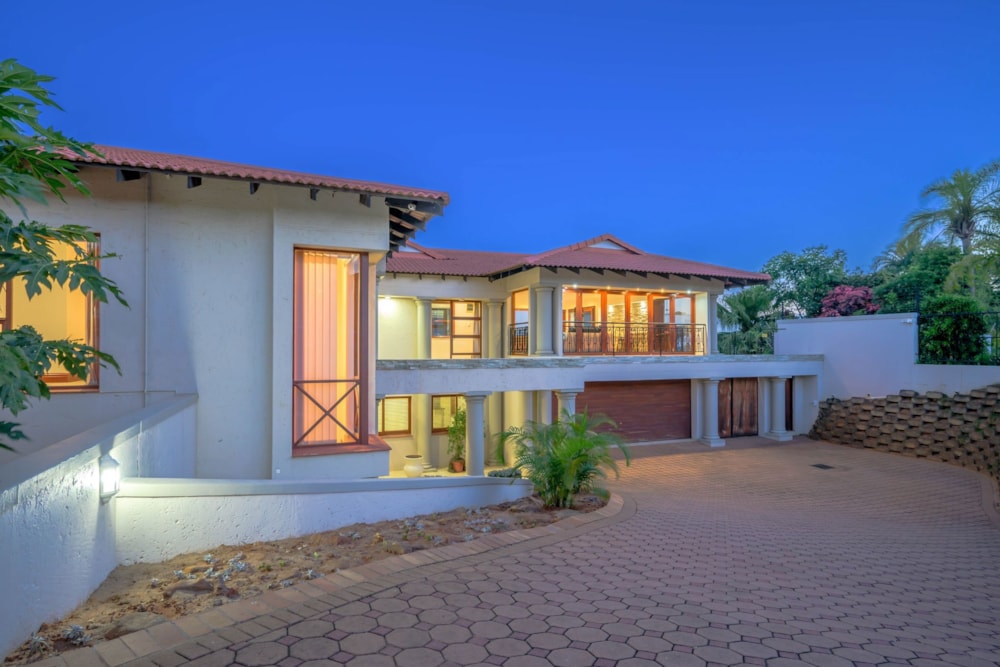 House for sale in uMhlanga Rocks - 1ND1646034 House for sale in uMhlanga Rocks - 1ND1646034