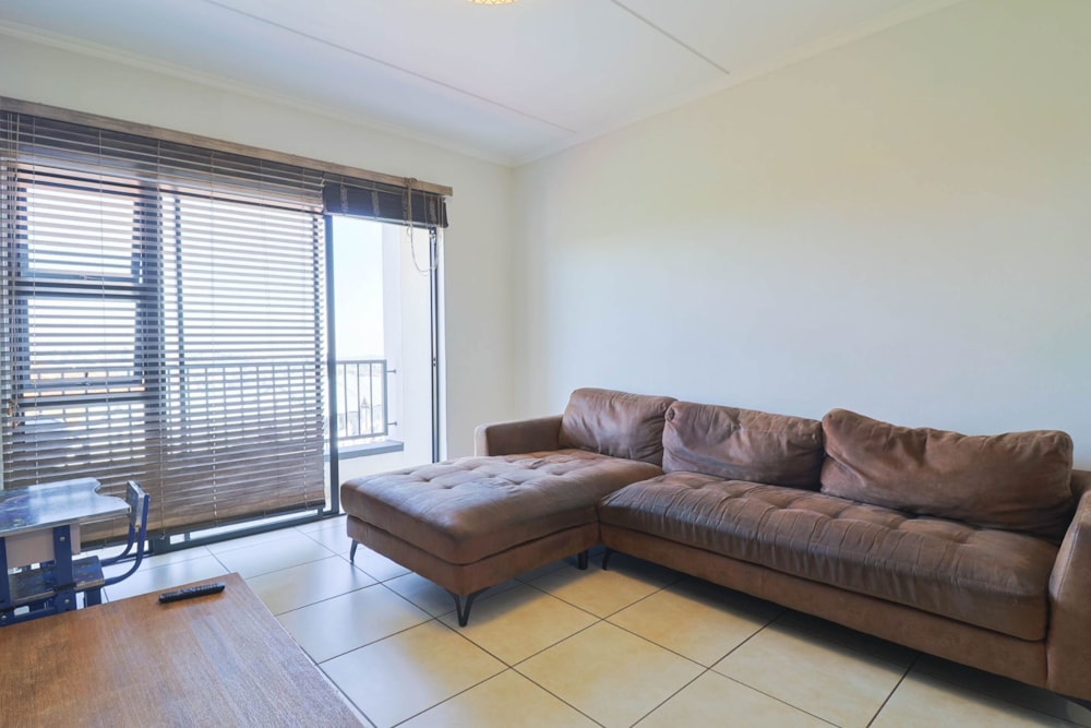 Apartment for sale in Oakdene, Johannesburg - 1GV1648018 Apartment for sale in Oakdene, Johannesburg - 1GV1648018